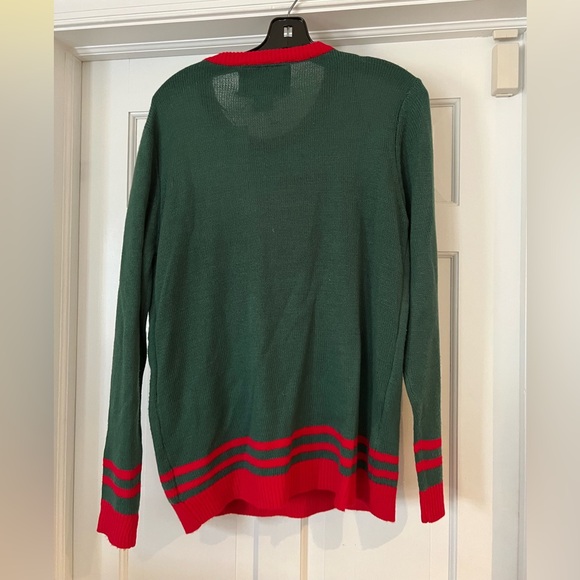 Be Merry Christmas Sweater size L - Picture 3 of 3